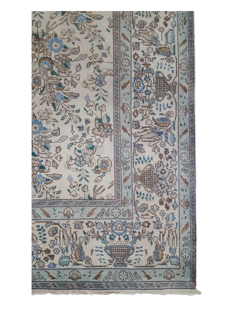 Pacific Vintage 35544 Ivory Sky Vintage Hand Knotted Rug
