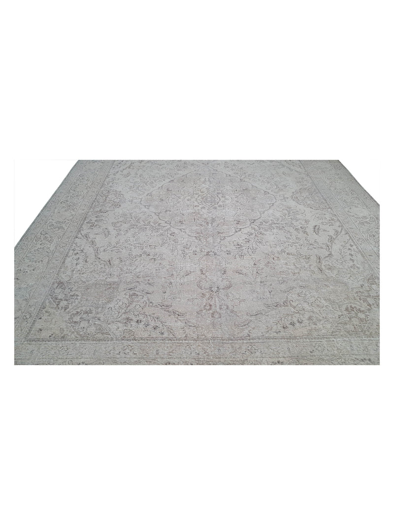 Pacific Vintage 40933 Beige Grey Vintage Hand Knotted Rug