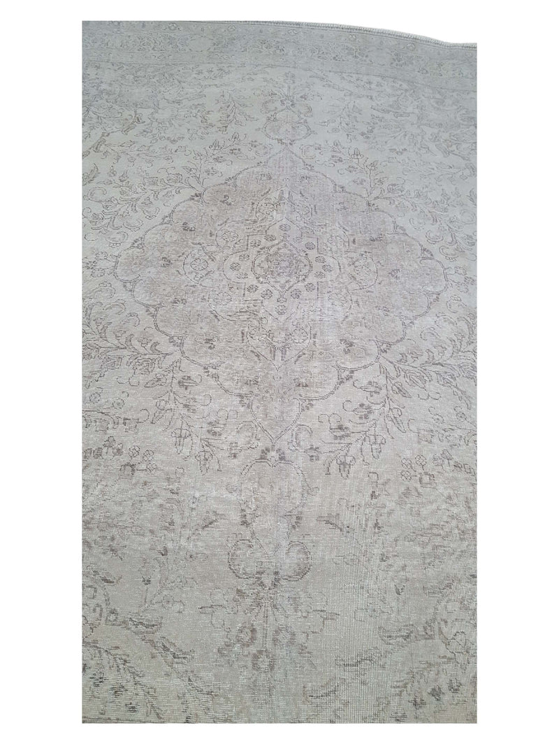 Pacific Vintage 40933 Beige Grey Vintage Hand Knotted Rug