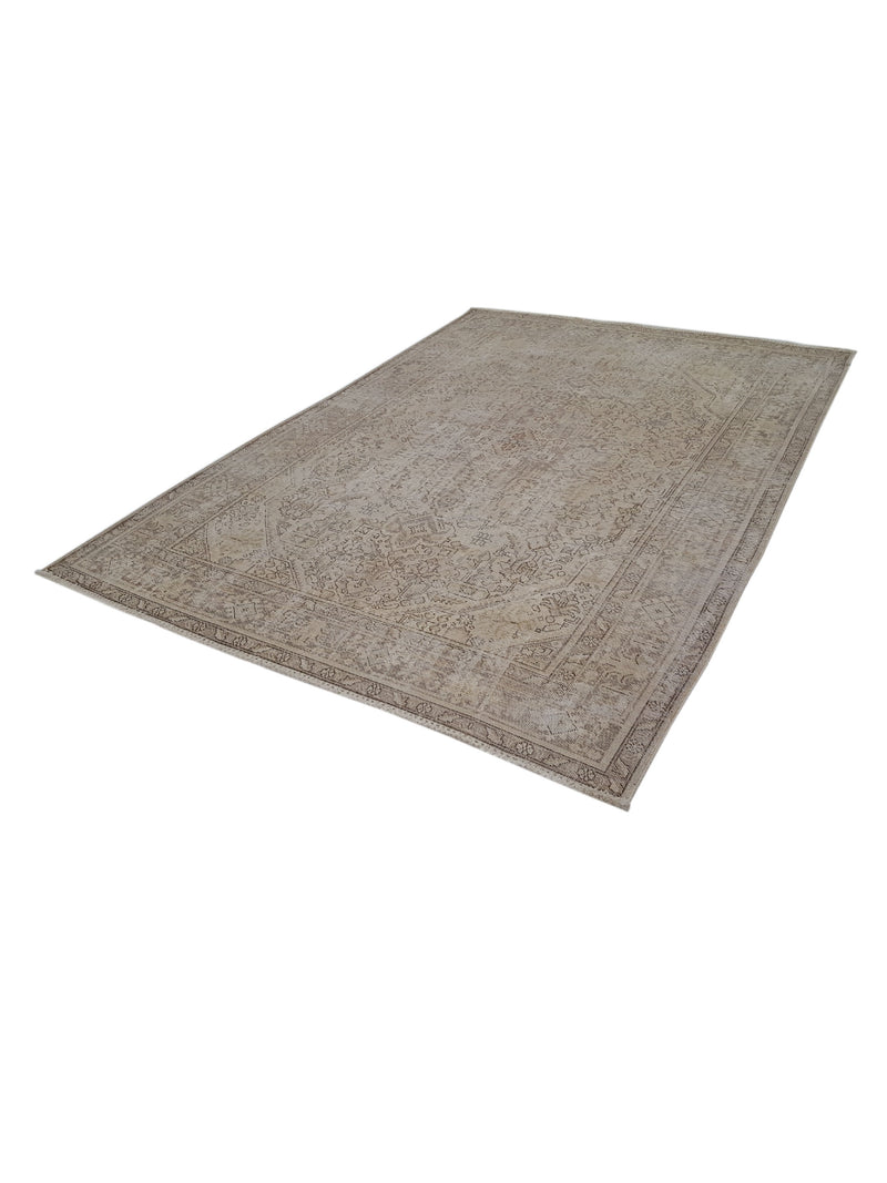 Pacific Vintage 40937 Beige Beige Vintage Hand Knotted Rug