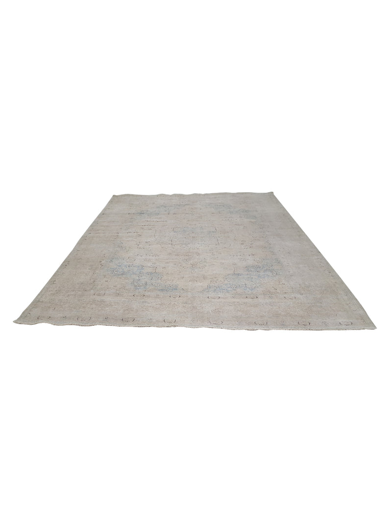 Pacific Vintage 42076 Ivory Ivory Vintage Hand Knotted Rug