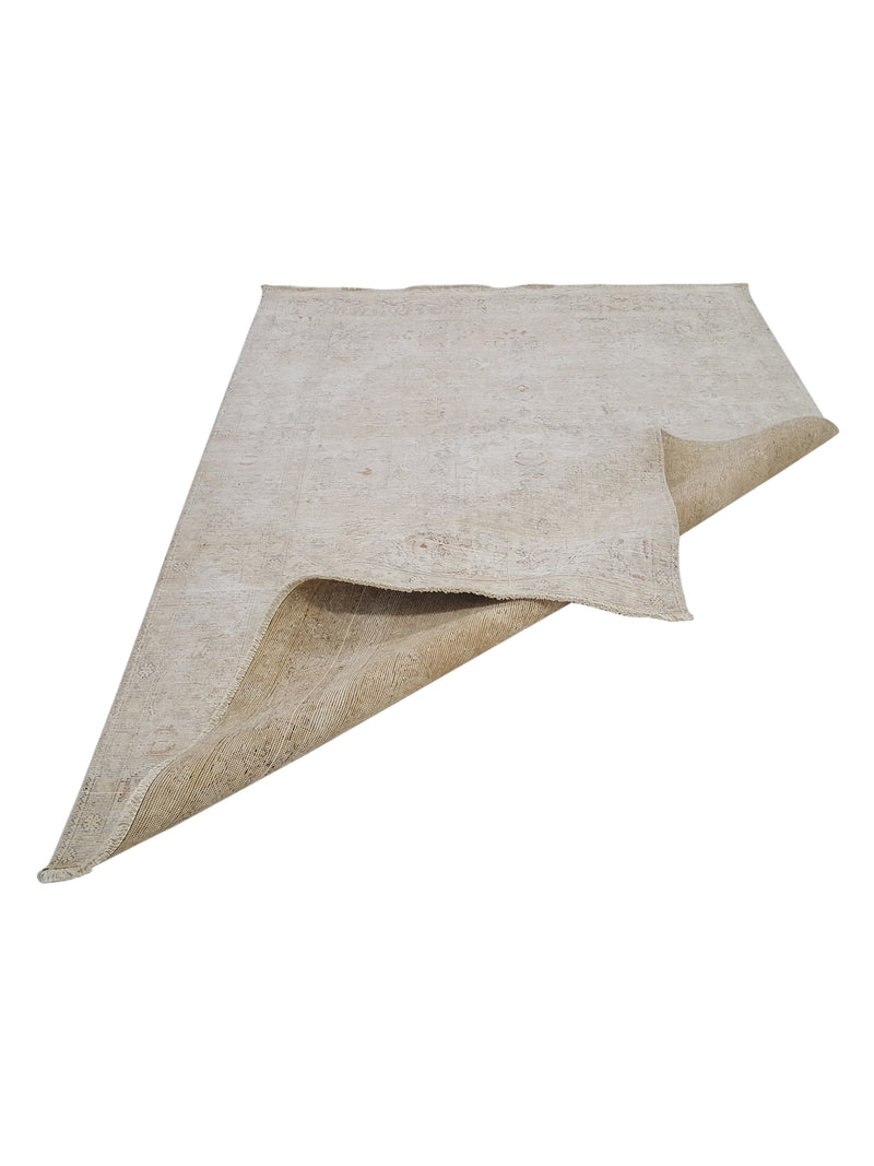 Pacific Vintage 42099 Ivory Ivory Vintage Hand Knotted Rug