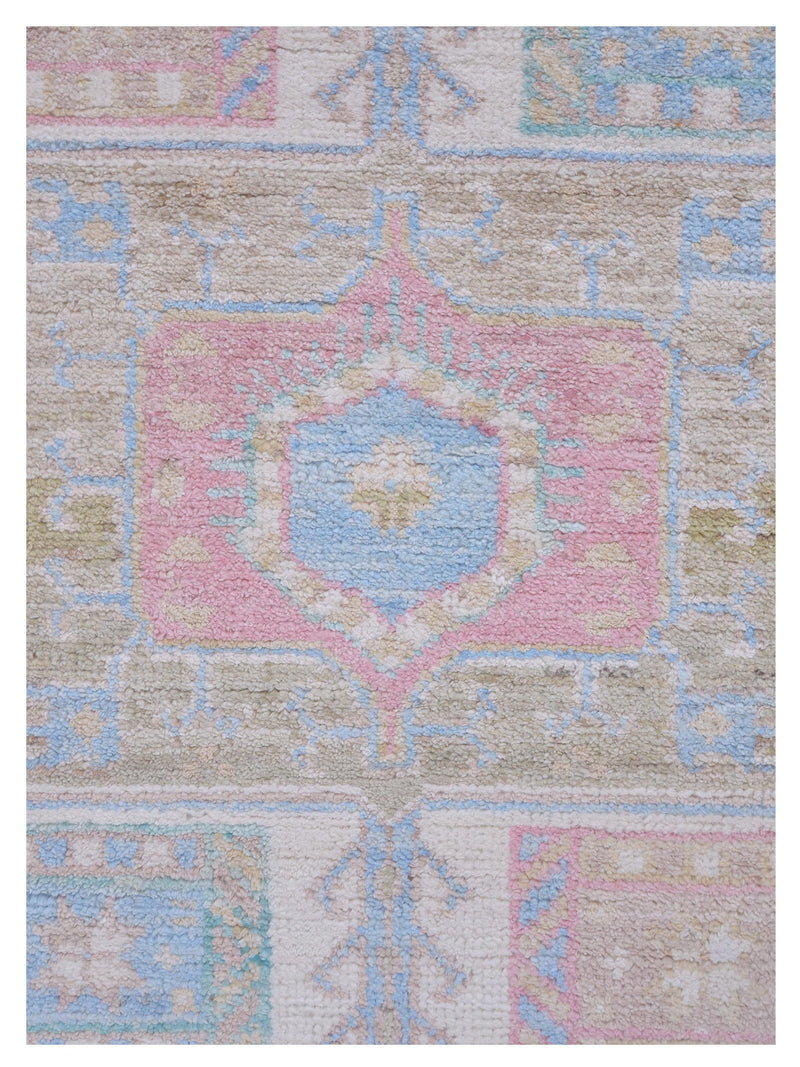 Pacific Ushak Wool Weft 42845 Ivory Lt.Green Transitional Hand Knotted Rug