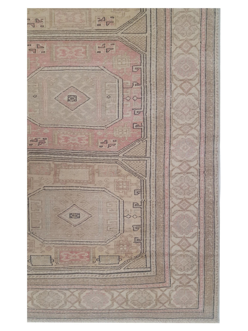 Pacific Kayseri 43012 Ivory Pink Transitional Hand Knotted Rug