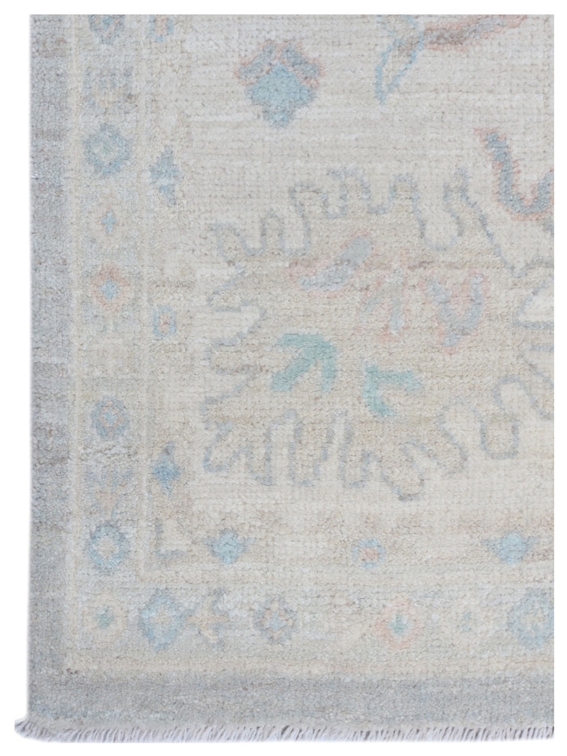 Pacific Ushak Wool Weft 43372 Lt.Grey Ivory Transitional Hand Knotted Rug