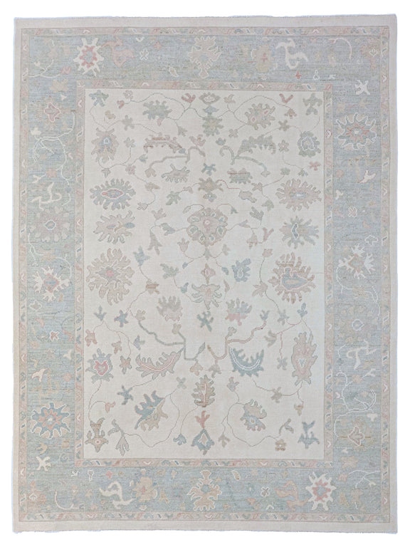 Pacific Ushak  Ivory Sky. Blue Transitional