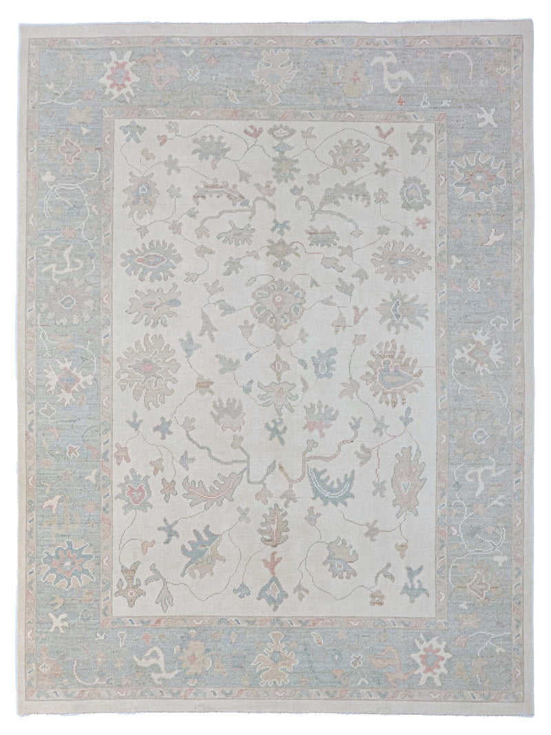 Pacific Ushak  Ivory Sky. Blue Transitional
