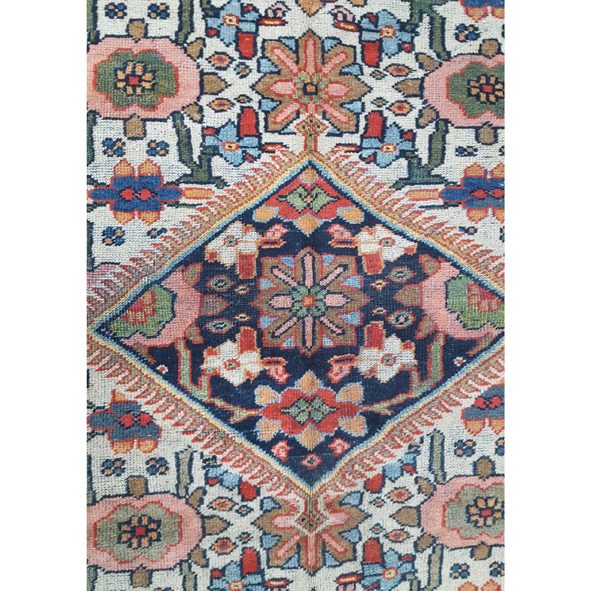 Fasa Antique Mahal 2561 Ivory Rust Traditional Antique Rug