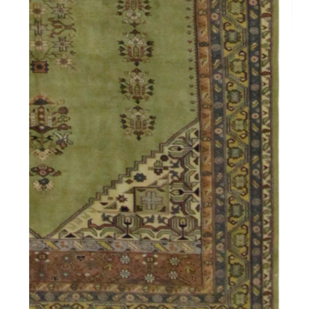 Fasa Antique Ushak 2653 Green Gold Traditional Antique Rug