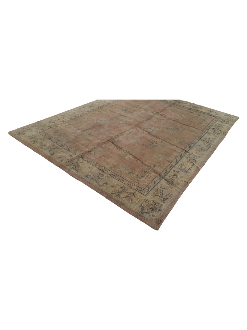 Fasa Antique Souveniry 2657 Coral Cream Traditional Antique Rug