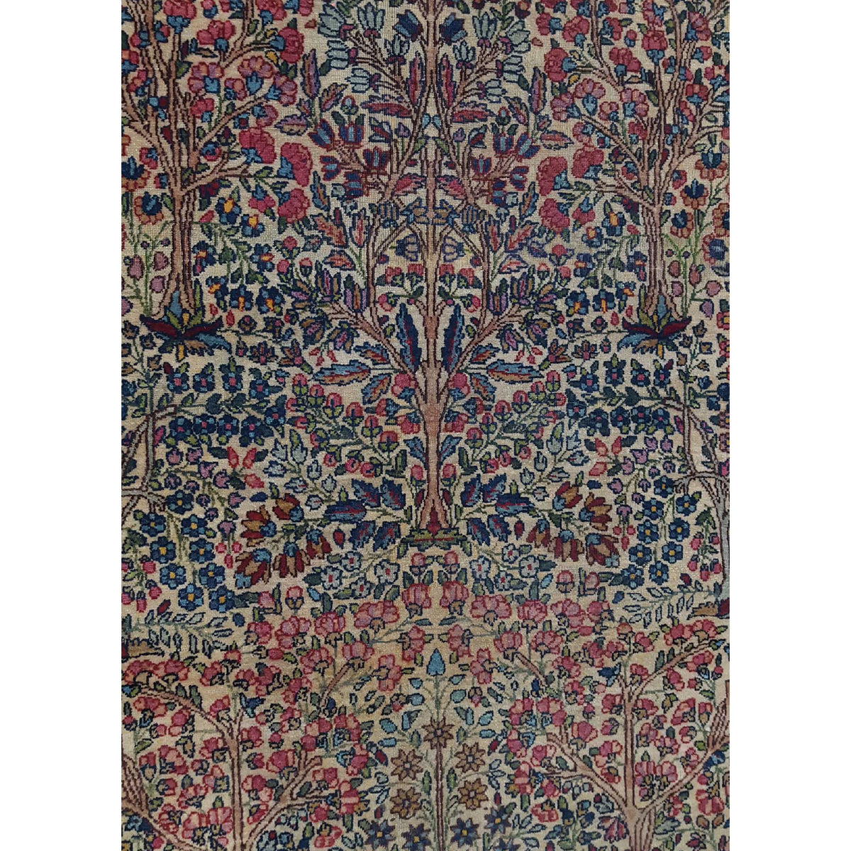 Fasa Antique Kerman 3109 Ivory Multi Traditional Antique Rug