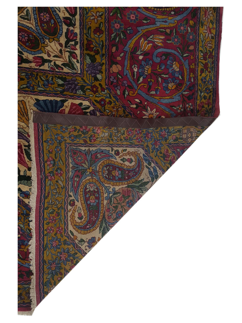 Fasa Antique Yazad 5405 Ivory Hot Pink Traditional Antique Rug