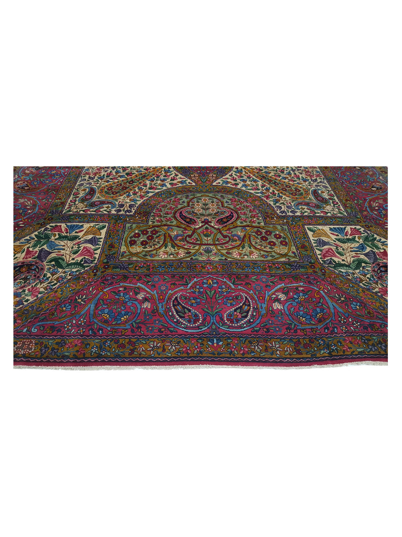 Fasa Antique Yazad 5405 Ivory Hot Pink Traditional Antique Rug