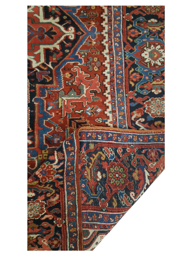 Fasa Antique Heriz 8737 Rust Navy Traditional Antique Rug