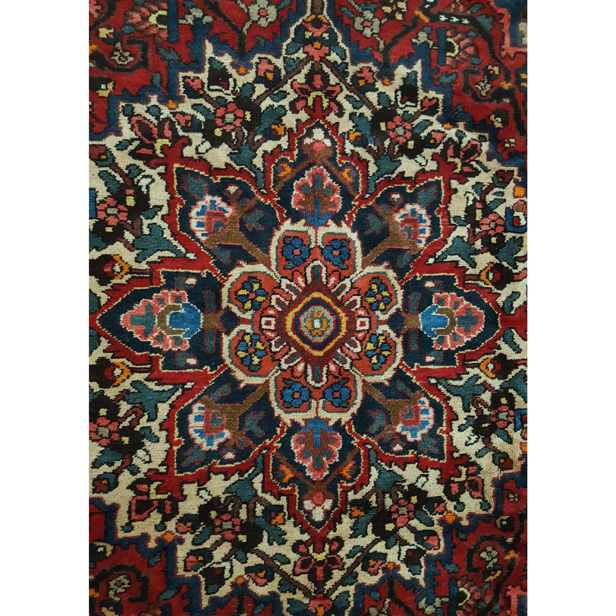 Pacific Bakhtiyari 14564 Burgundy Red Traditional Hand Knotted Rug