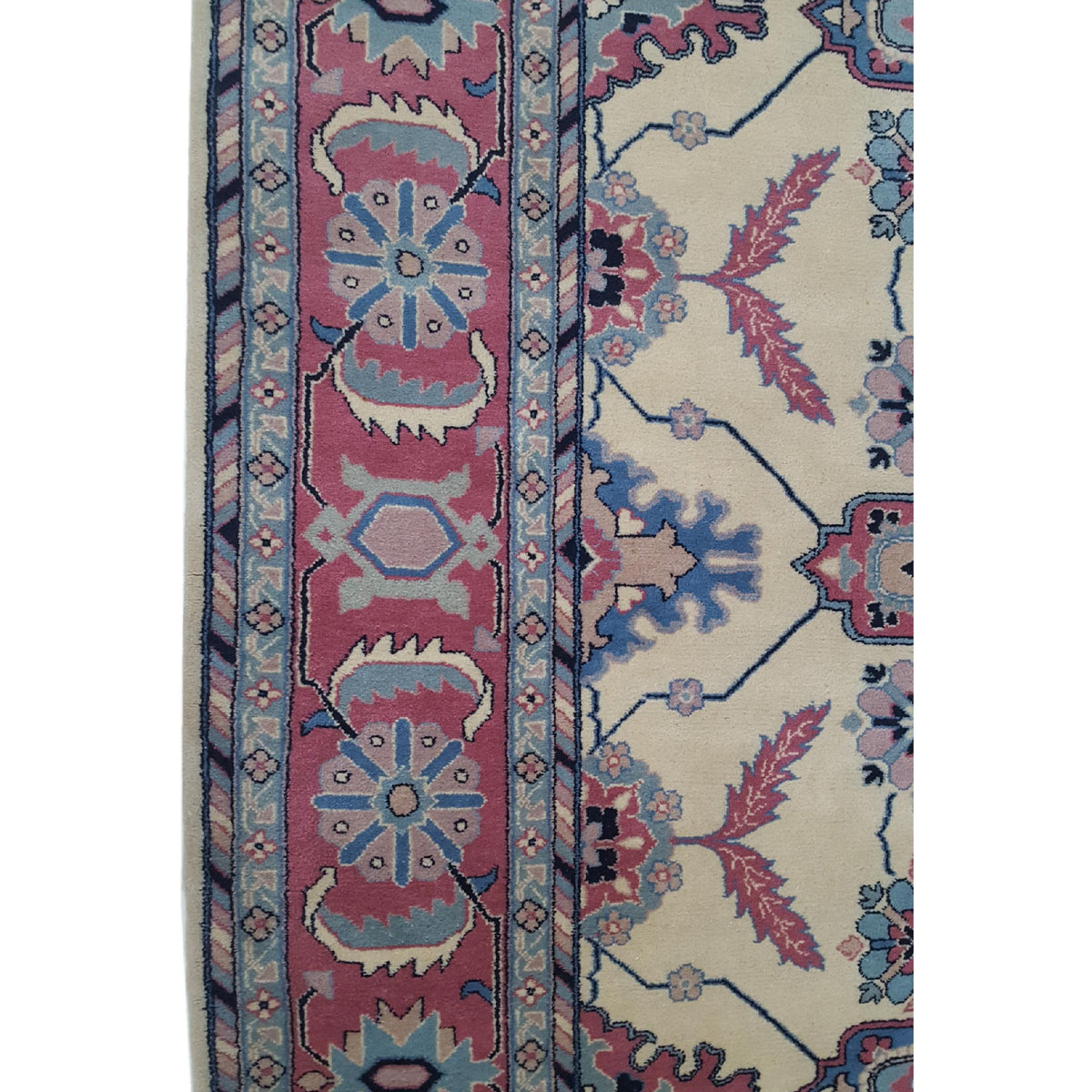 Pacific Tribal-Rm 14570 Ivory Peach Traditional Hand Knotted Rug