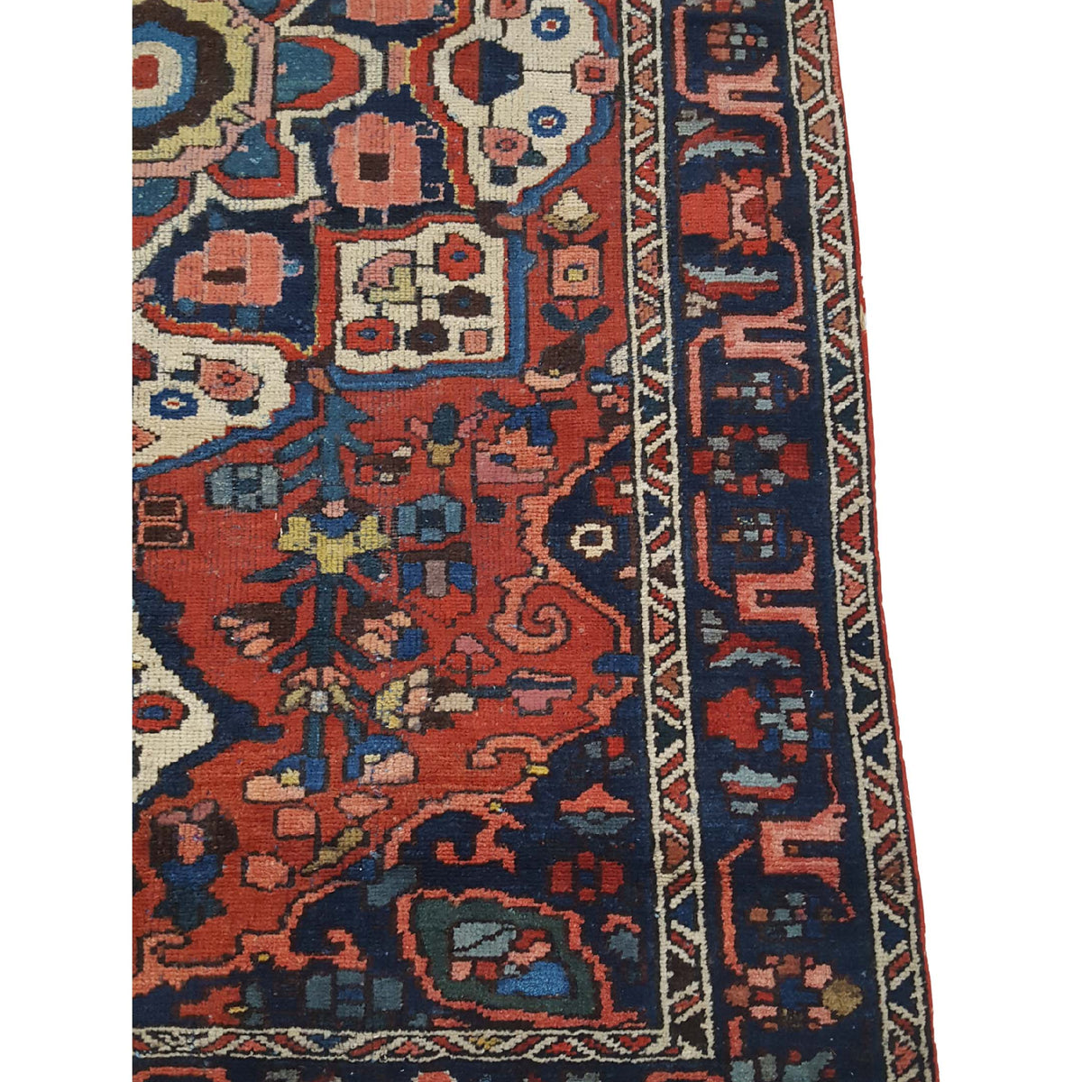 Pacific Bakhtiyari 14790 Red Black Traditional Hand Knotted Rug