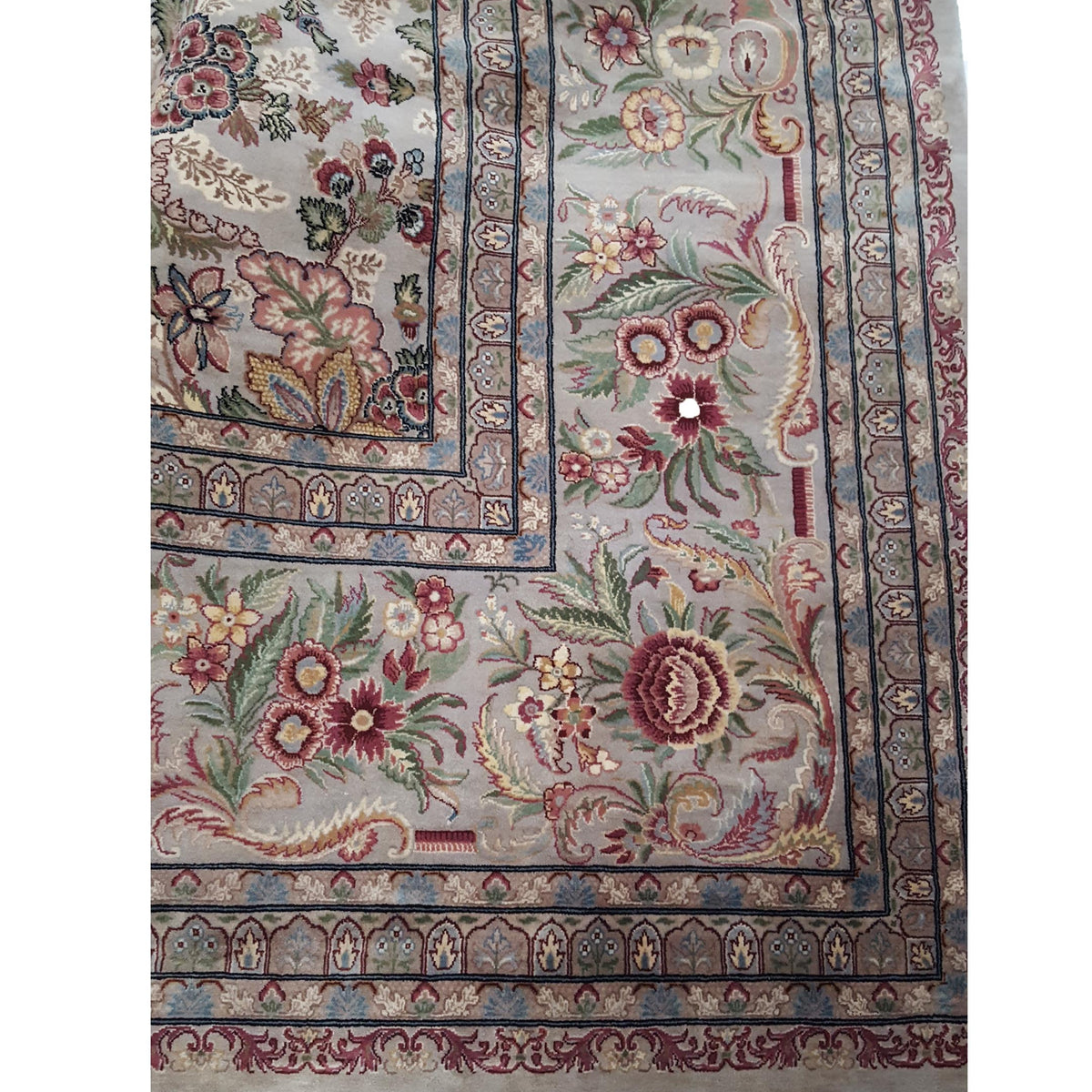 Pacific Classic 28855 Ivory Lt.Green Traditional Hand Knotted Rug