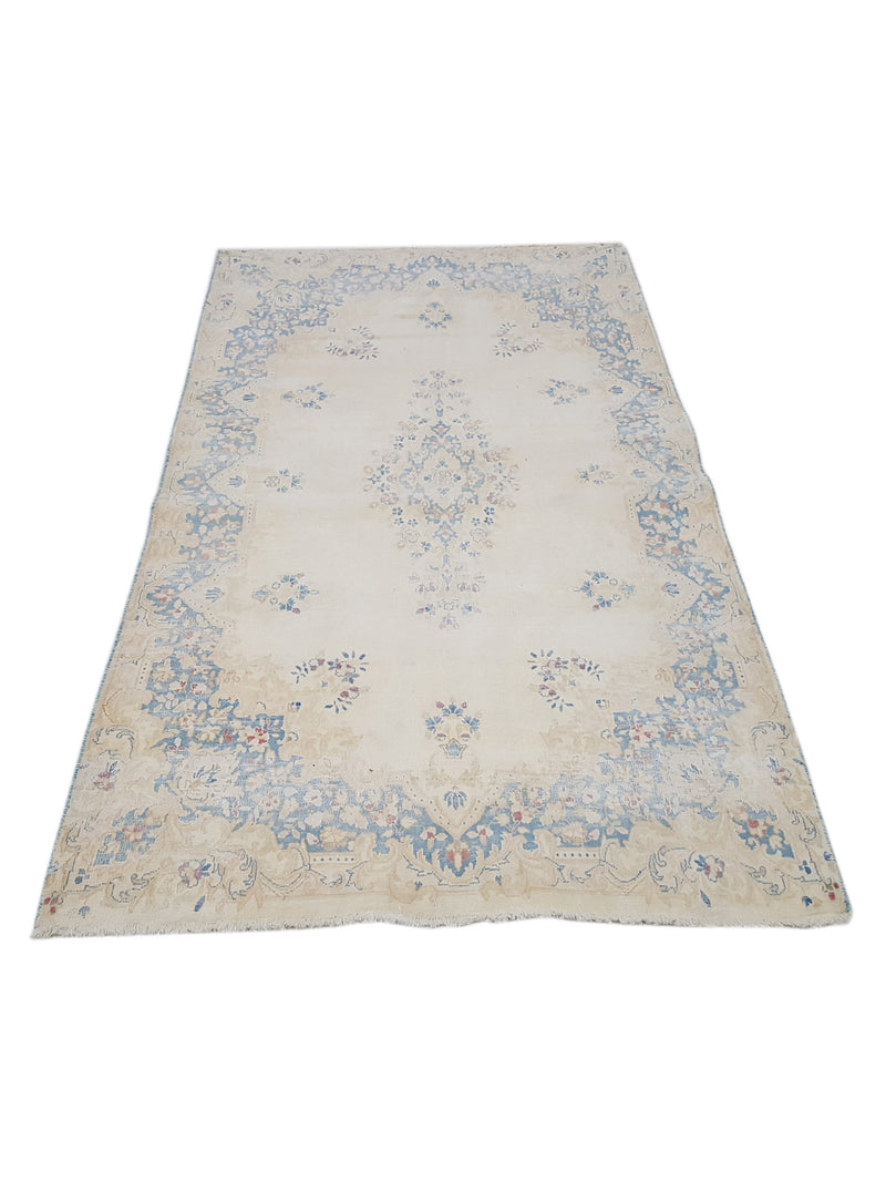 Fasa Antique Kerman 29764 Ivory Ivory Traditional Antique Rug