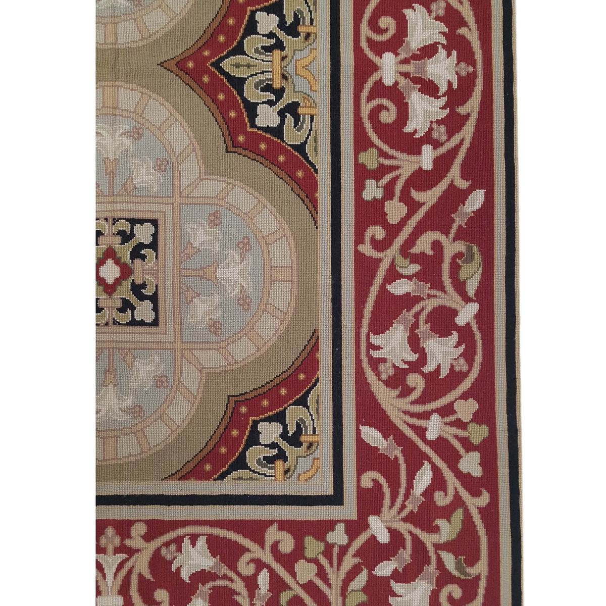Pacific Needle Point 29922 Green Red Tapestry Needle Point Rug