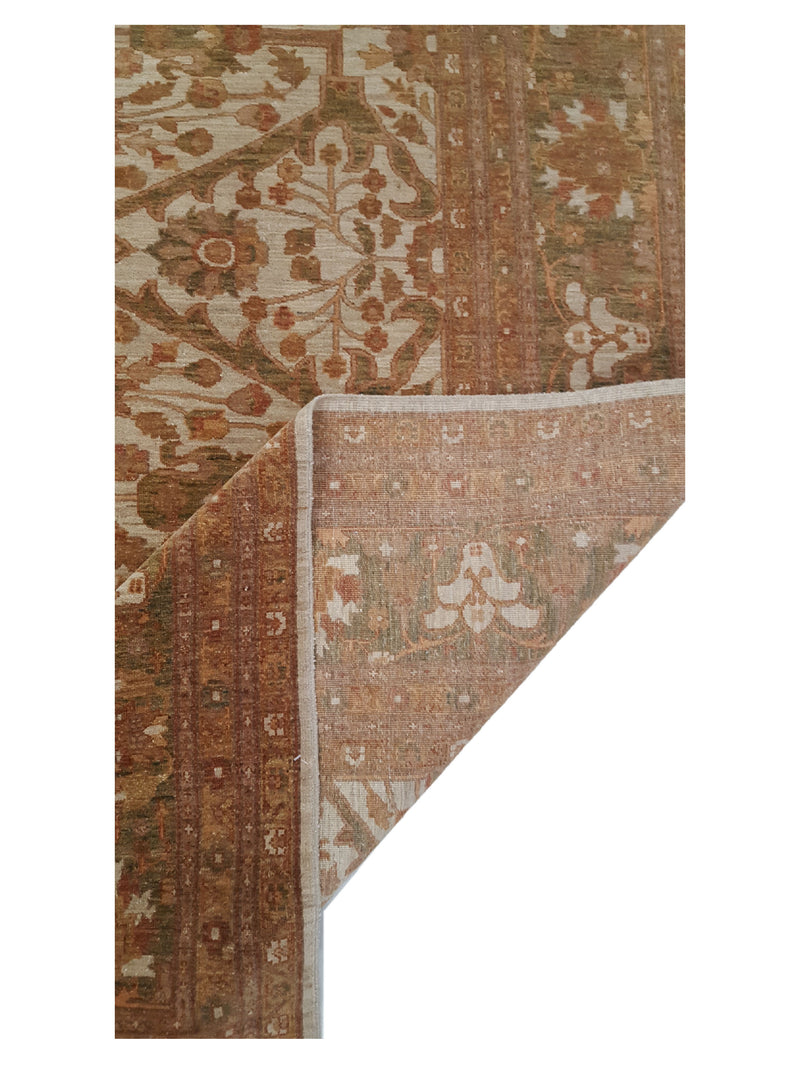 Pacific Sultanabad 32328 Ivory Lt.Green Traditional Hand Knotted Rug