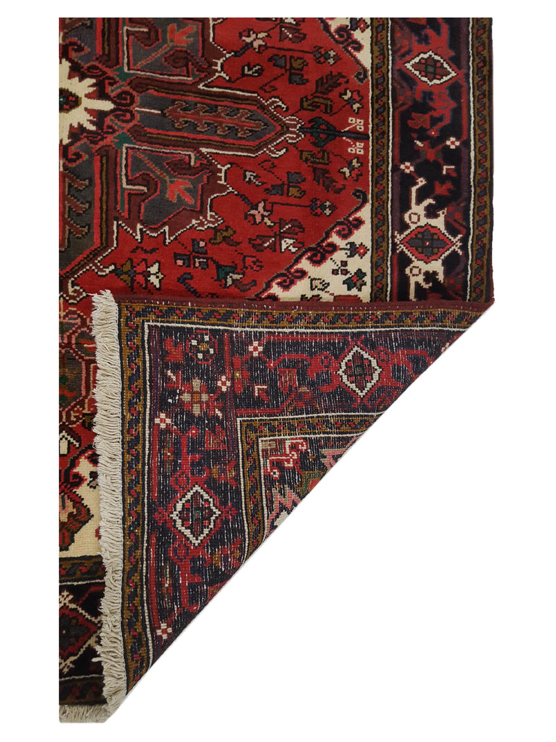 Fasa Antique Heriz 33600 Ivory Burgundy Traditional Antique Rug