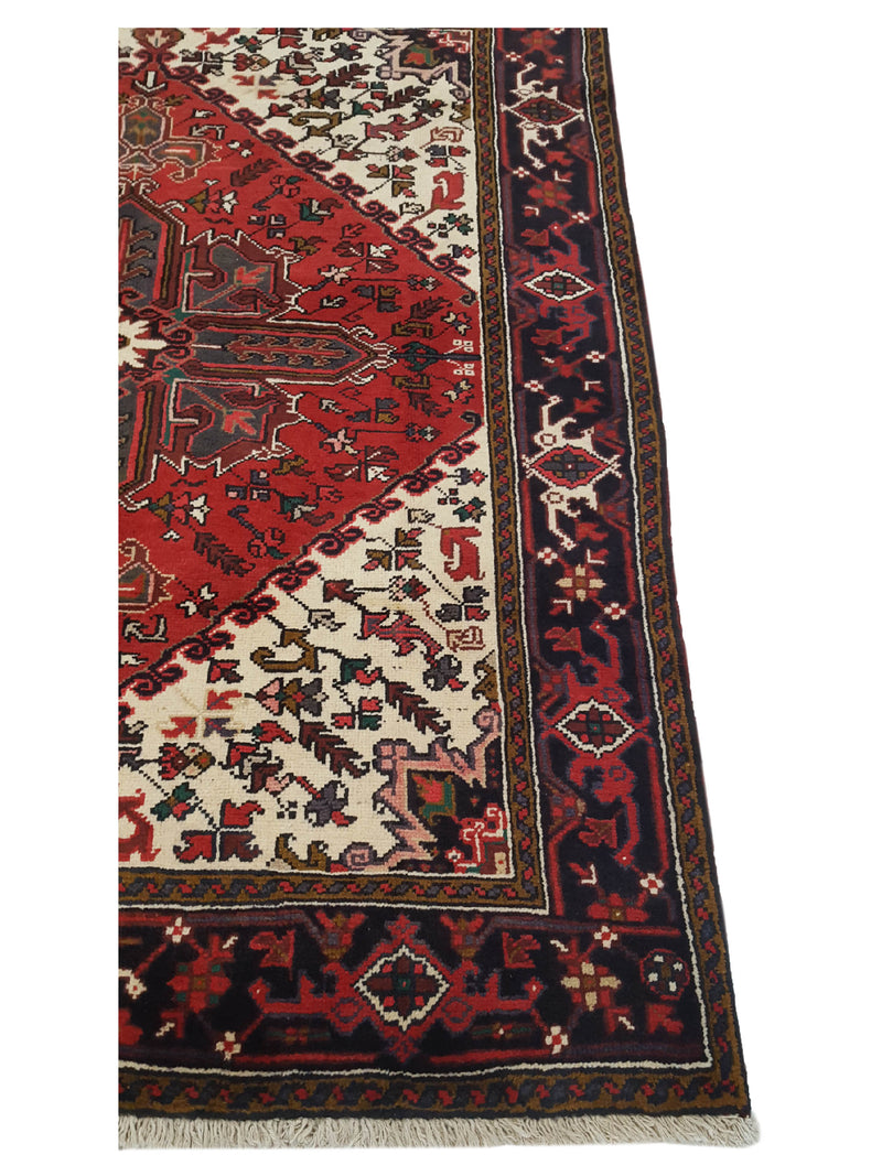 Fasa Antique Heriz 33600 Ivory Burgundy Traditional Antique Rug