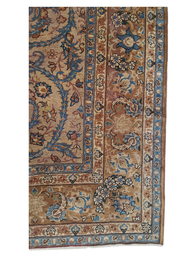 Fasa Antique Yazad 33927 Cream Lt.Brown Transitional Antique Rug