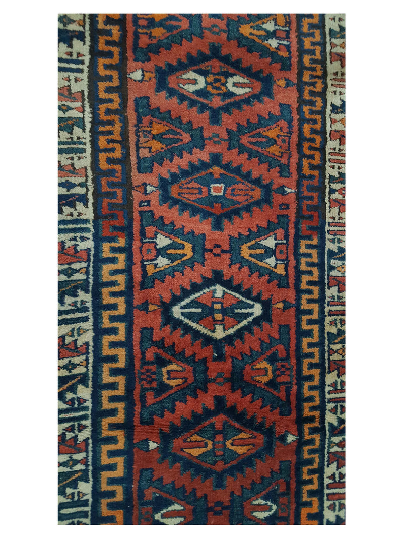 Fasa Antique Bakhtiyari 33967 Brick Ivory Traditional Antique Rug