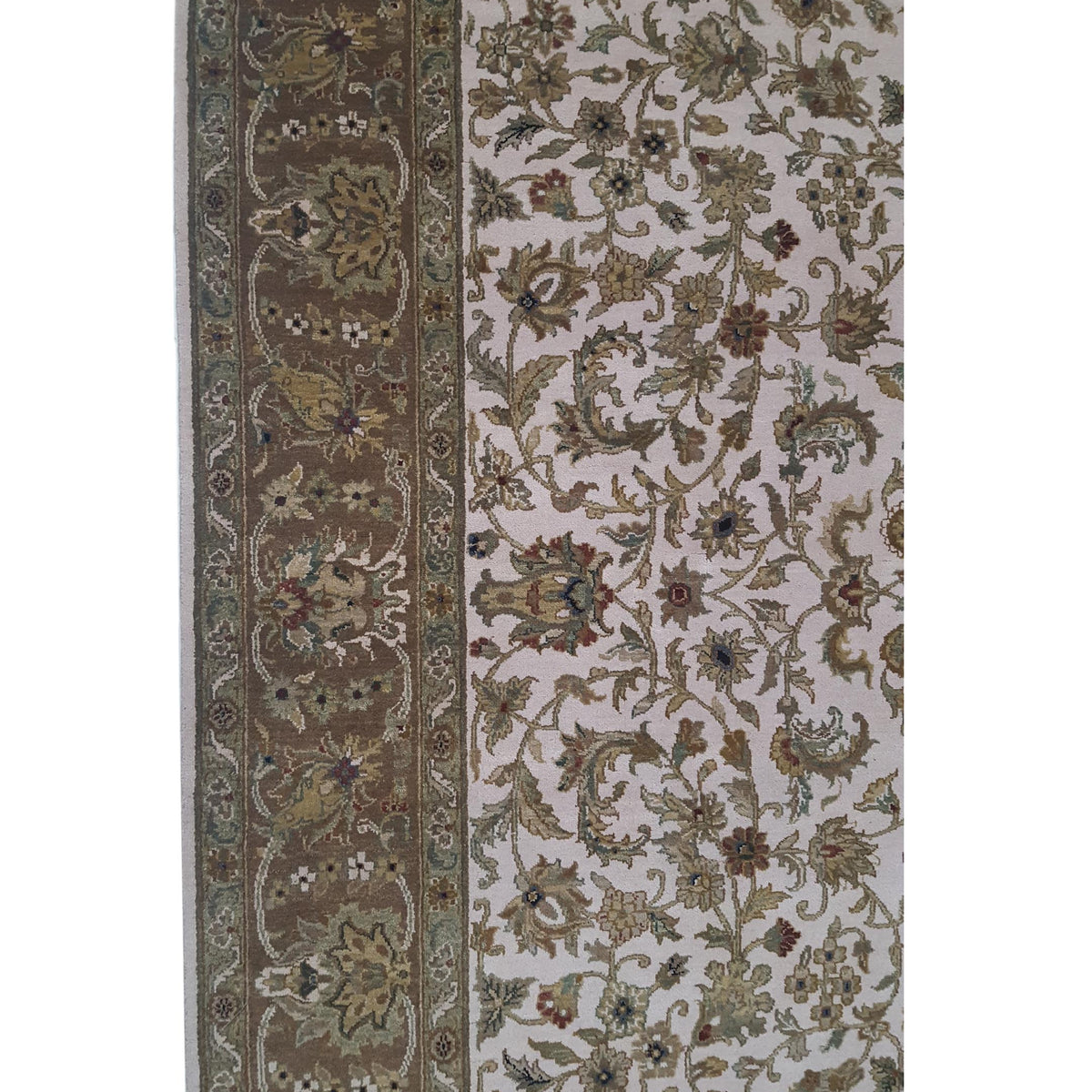 Pacific Crown 37000 Ivory Brown Traditional Hand Knotted Rug