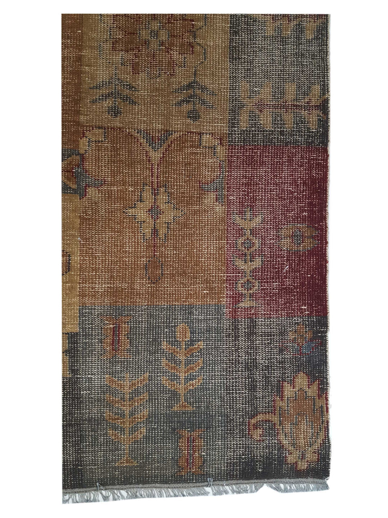 Pacific Vintage Revival 39267 Brown Multi Vintage Hand Knotted Rugs