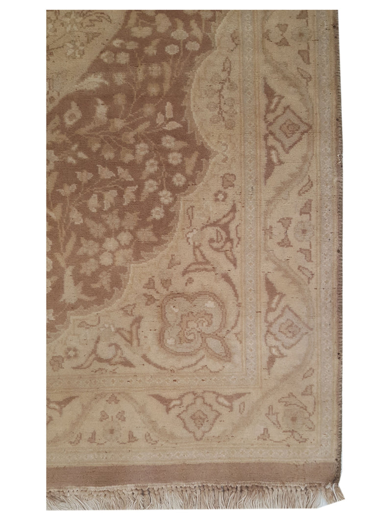 Pacific Classic 39593 Lt.Brown Gold Traditional Hand Knotted Rug