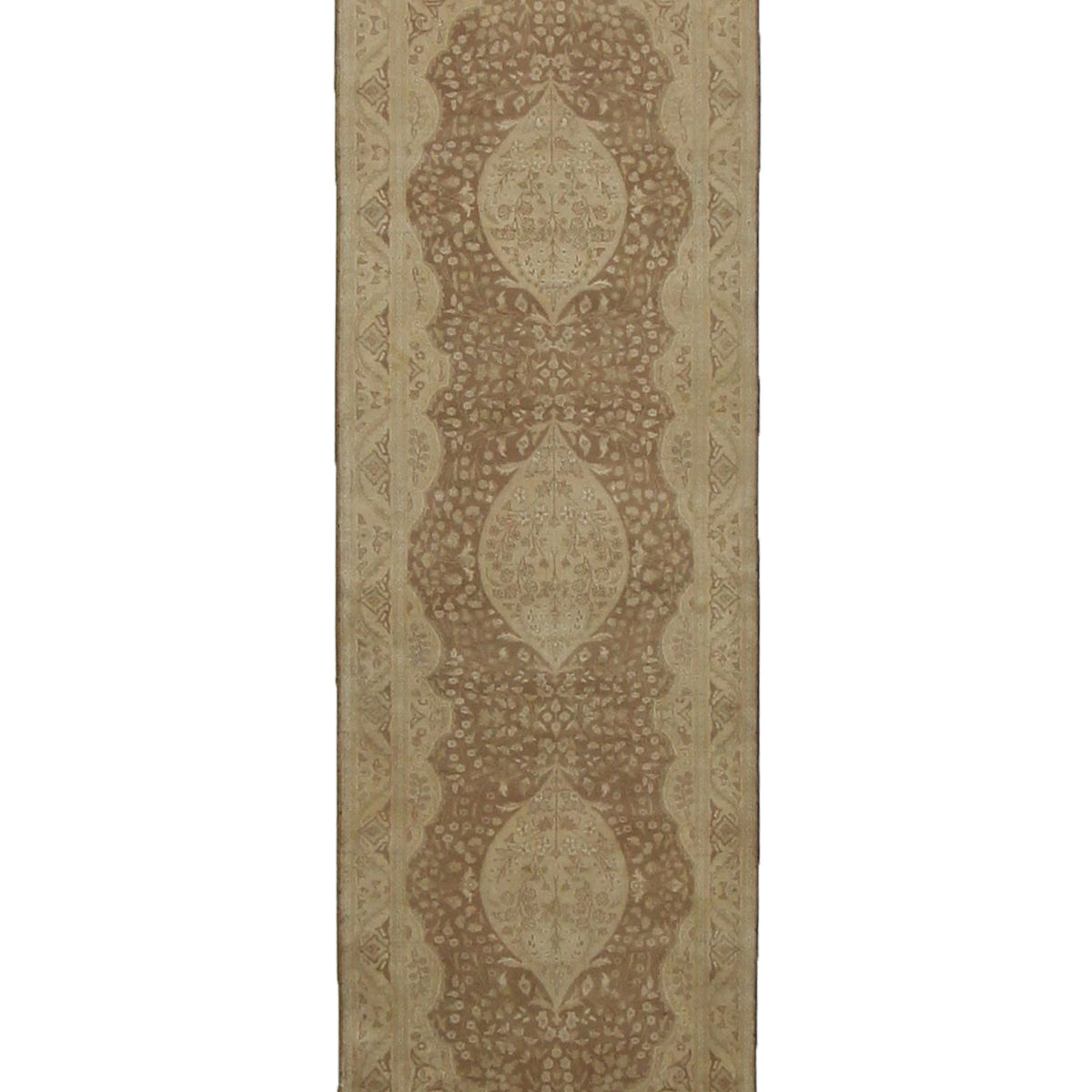 Pacific Classic  Lt.Brown Gold Traditional