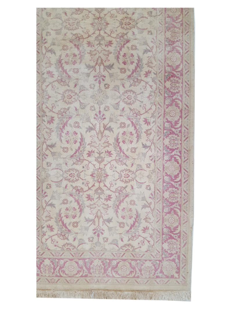 Pacific Classic 39597 Ivory Pink Traditional Hand Knotted Rug