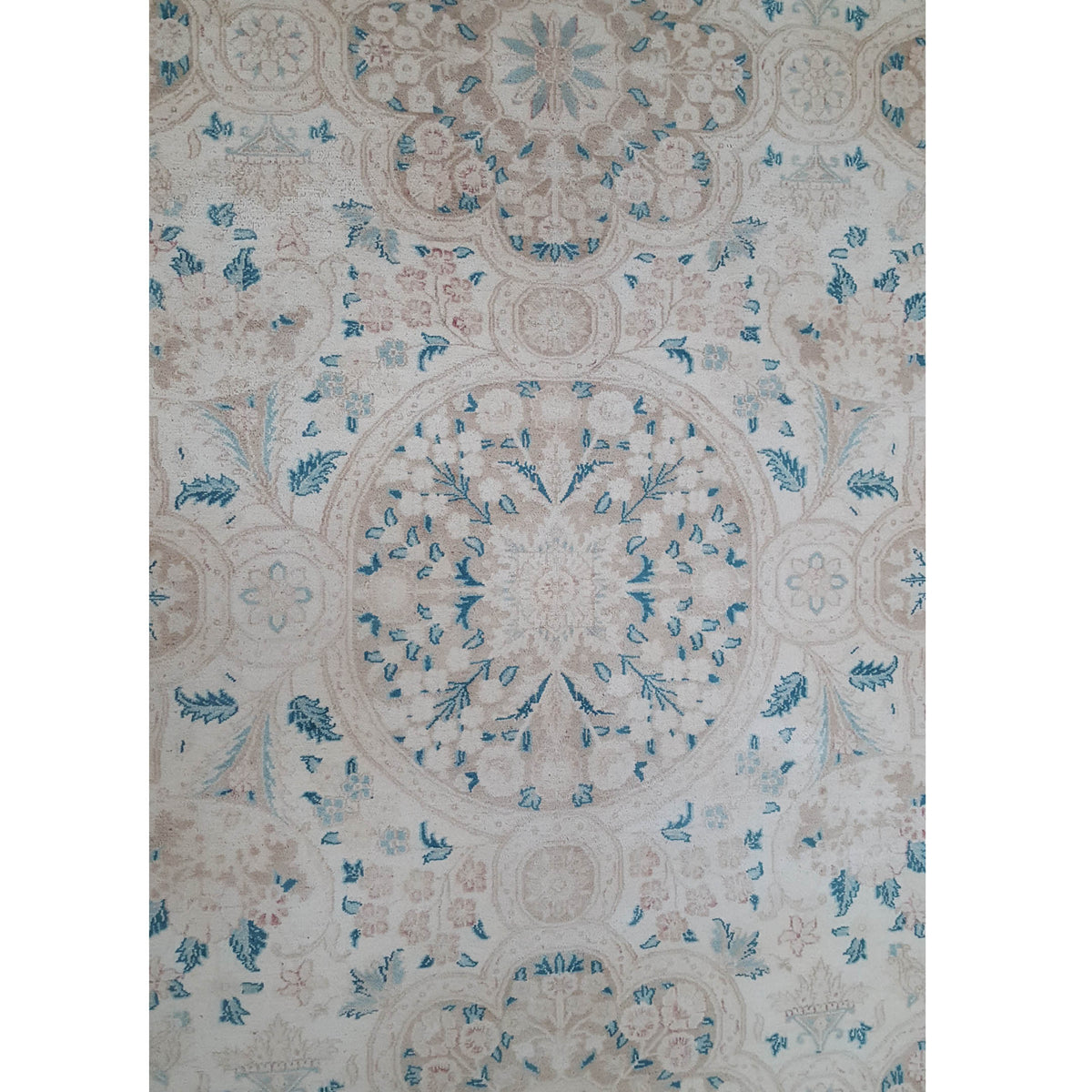 Pacific Classic 39608 Ivory Ivory Traditional Hand Knotted Rug