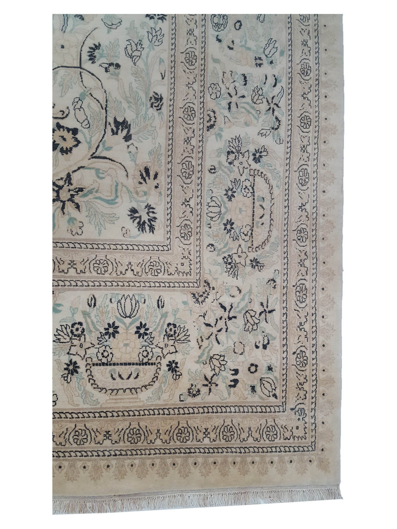 Pacific Classic 39612 Ivory Blue Traditional Hand Knotted Rug