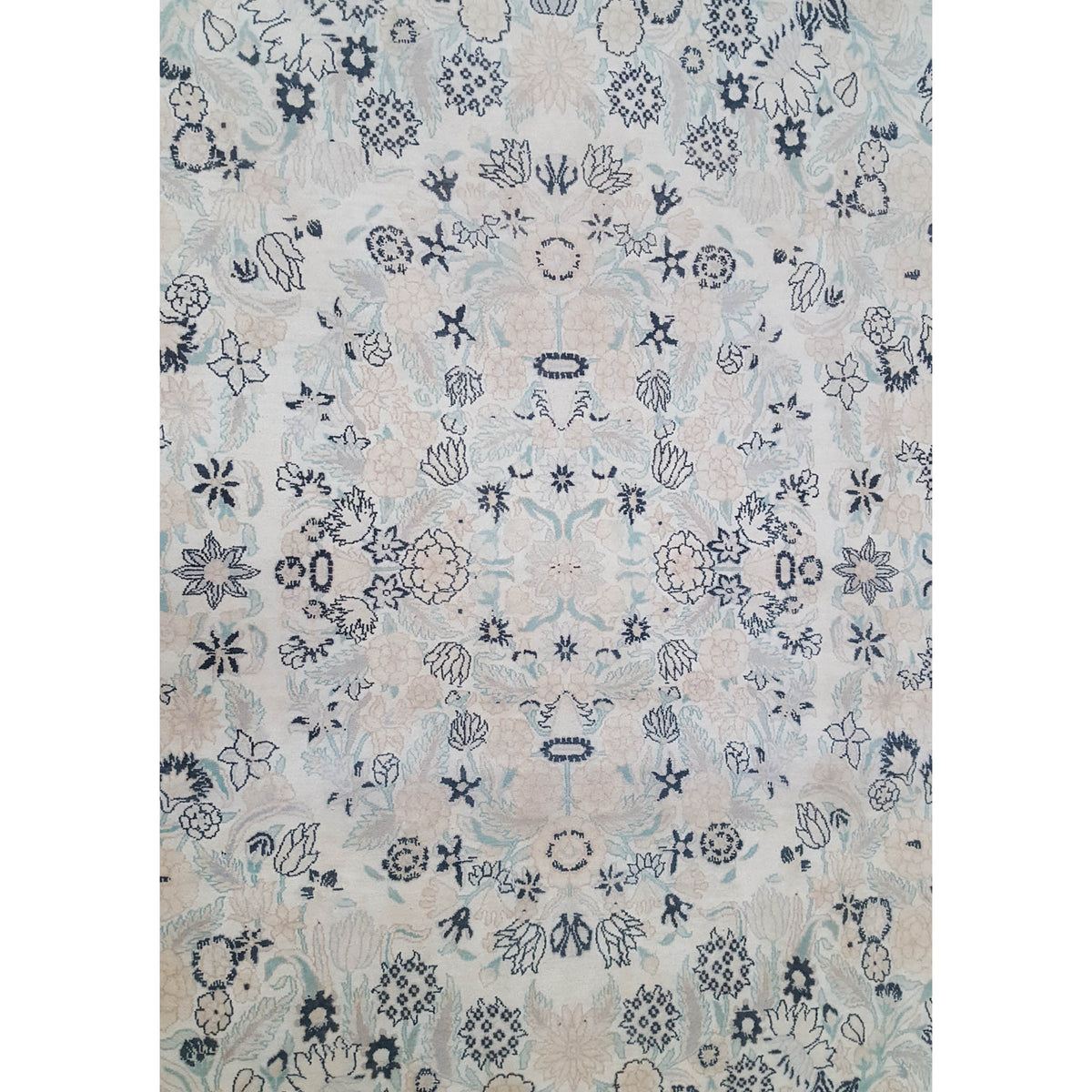 Pacific Classic 39612 Ivory Blue Traditional Hand Knotted Rug