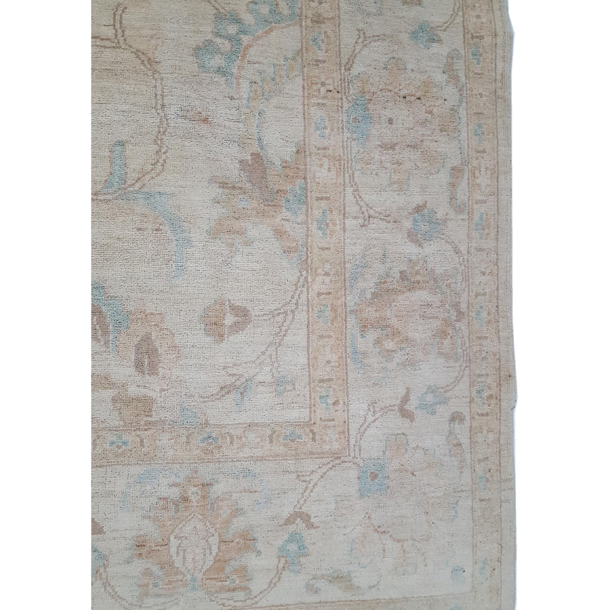 Pacific Ziegler 39632 Ivory Ivory Transitional Hand Knotted Rug