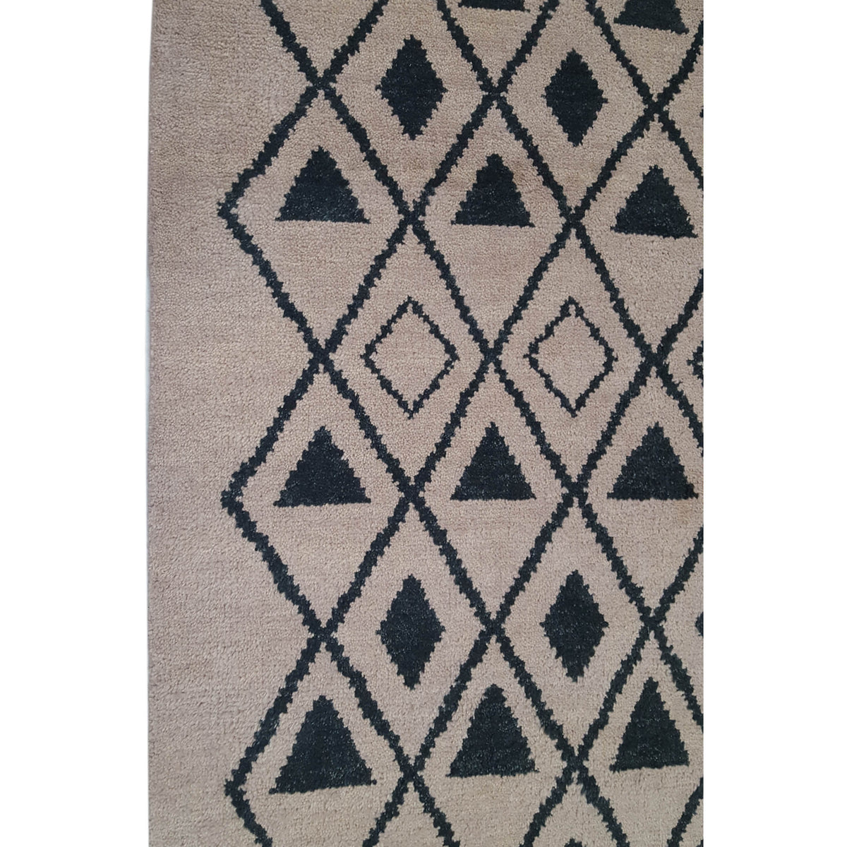 Pacific Moroccan I 39782 Camel Black Transitional Hand Knotted Rug
