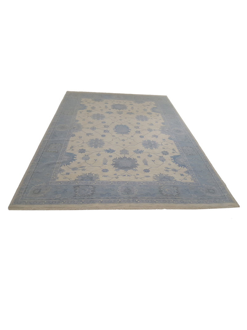 Pacific Angora 39907 Ivory Lt.Grey Traditional Hand Knotted Rug