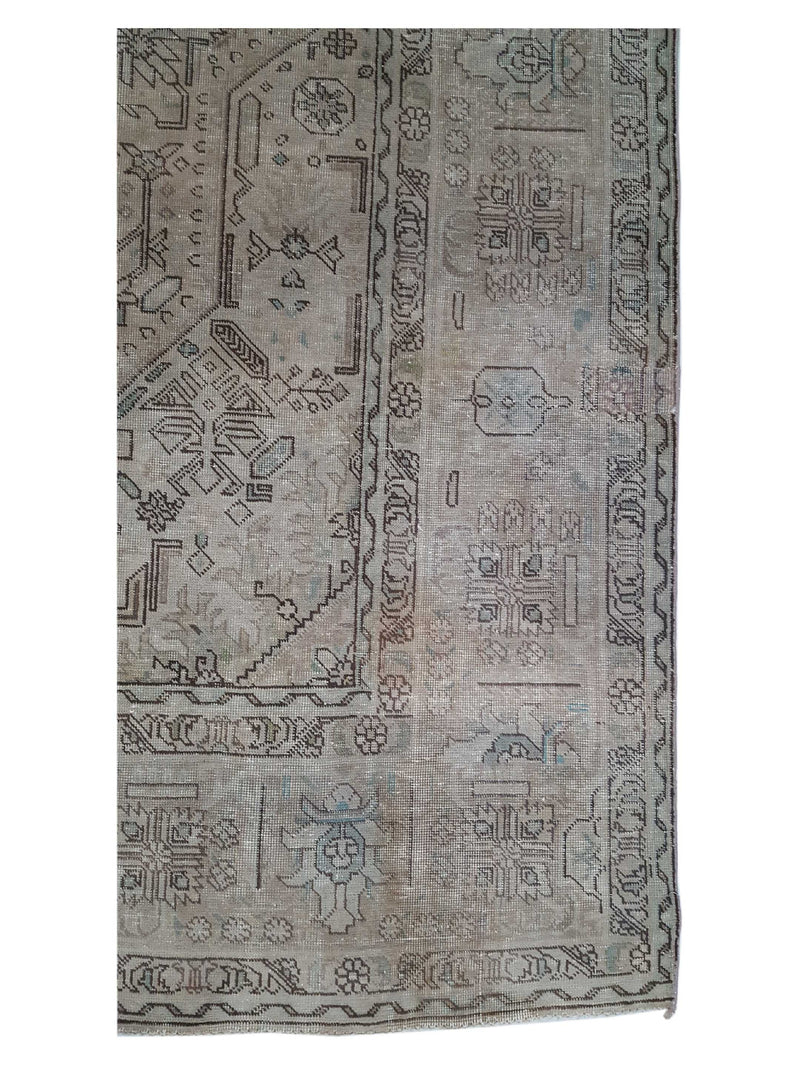 Pacific Vintage 39974 Camel Ivory Vintage Hand Knotted Rug
