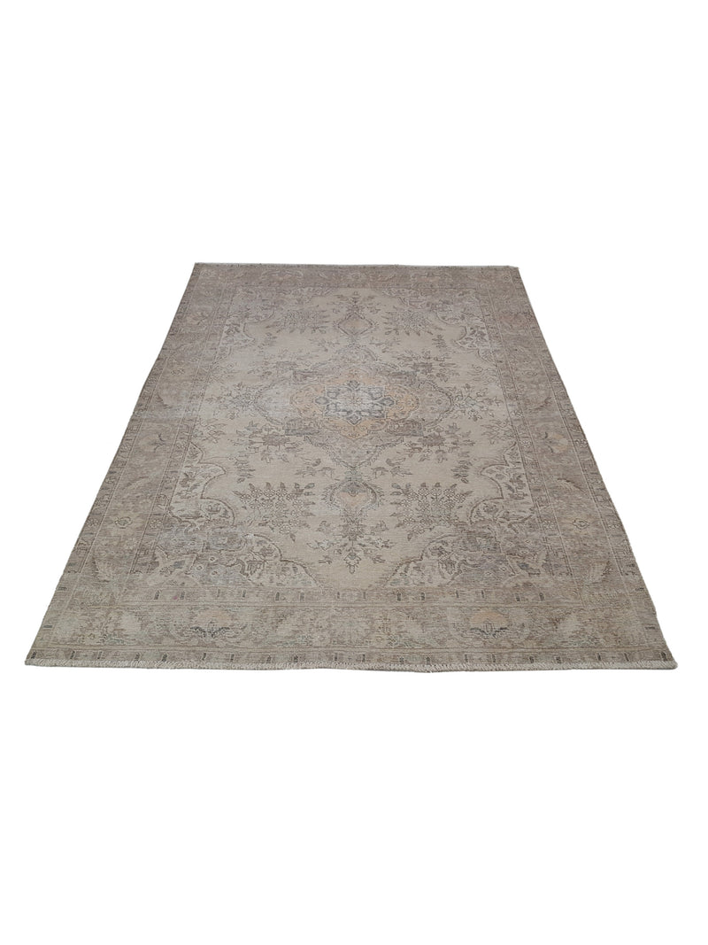 Pacific Vintage 40515 Ivory Ivory Vintage Hand Knotted Rug