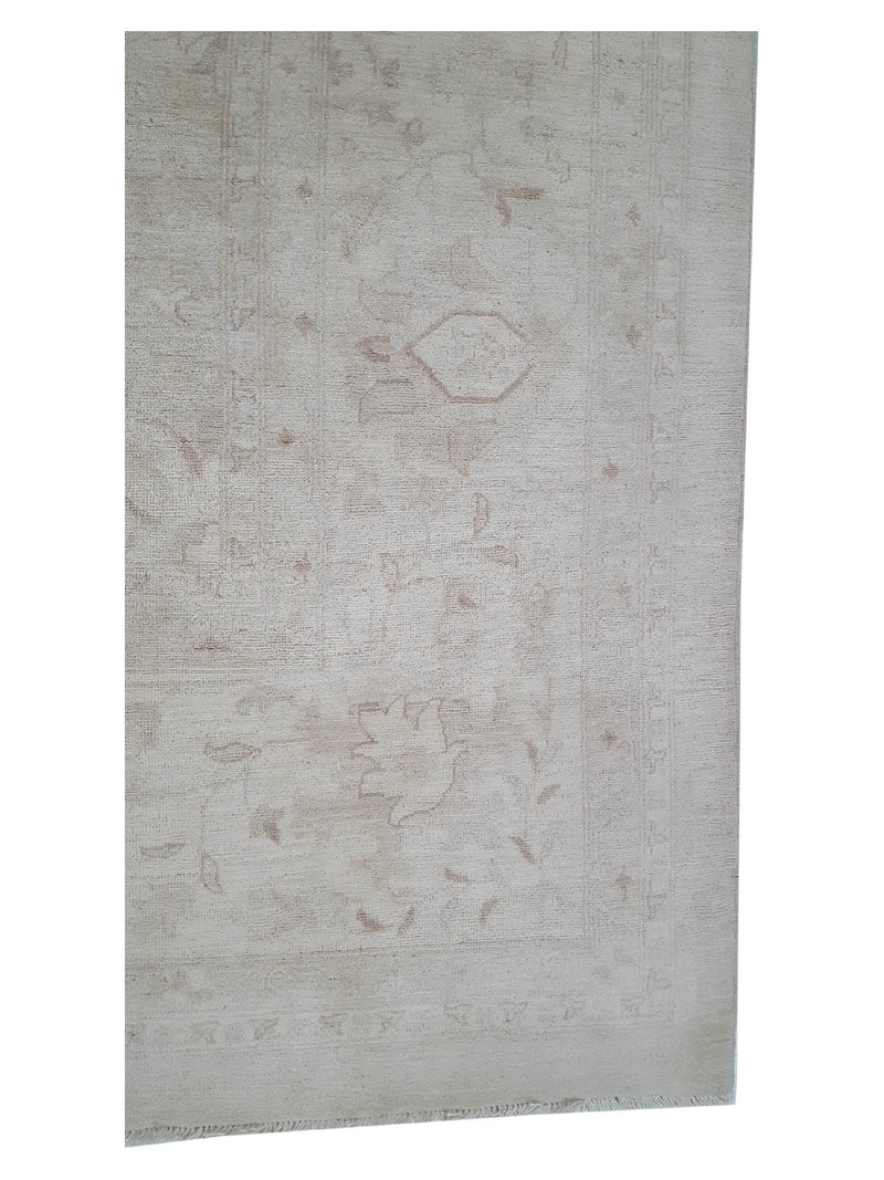 Pacific Ziegler 40569 Ivory Ivory Transitional Hand Knotted Rug