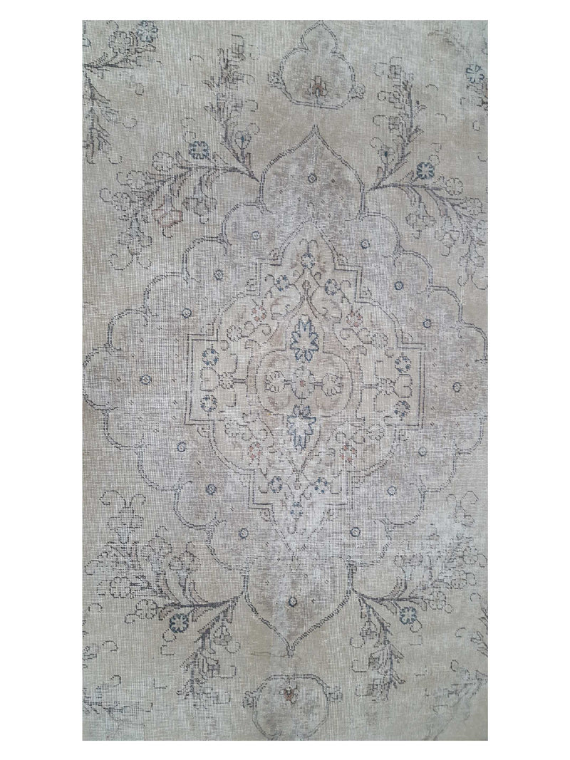 Pacific Vintage 40909 Beige Beige Vintage Hand Knotted Rug