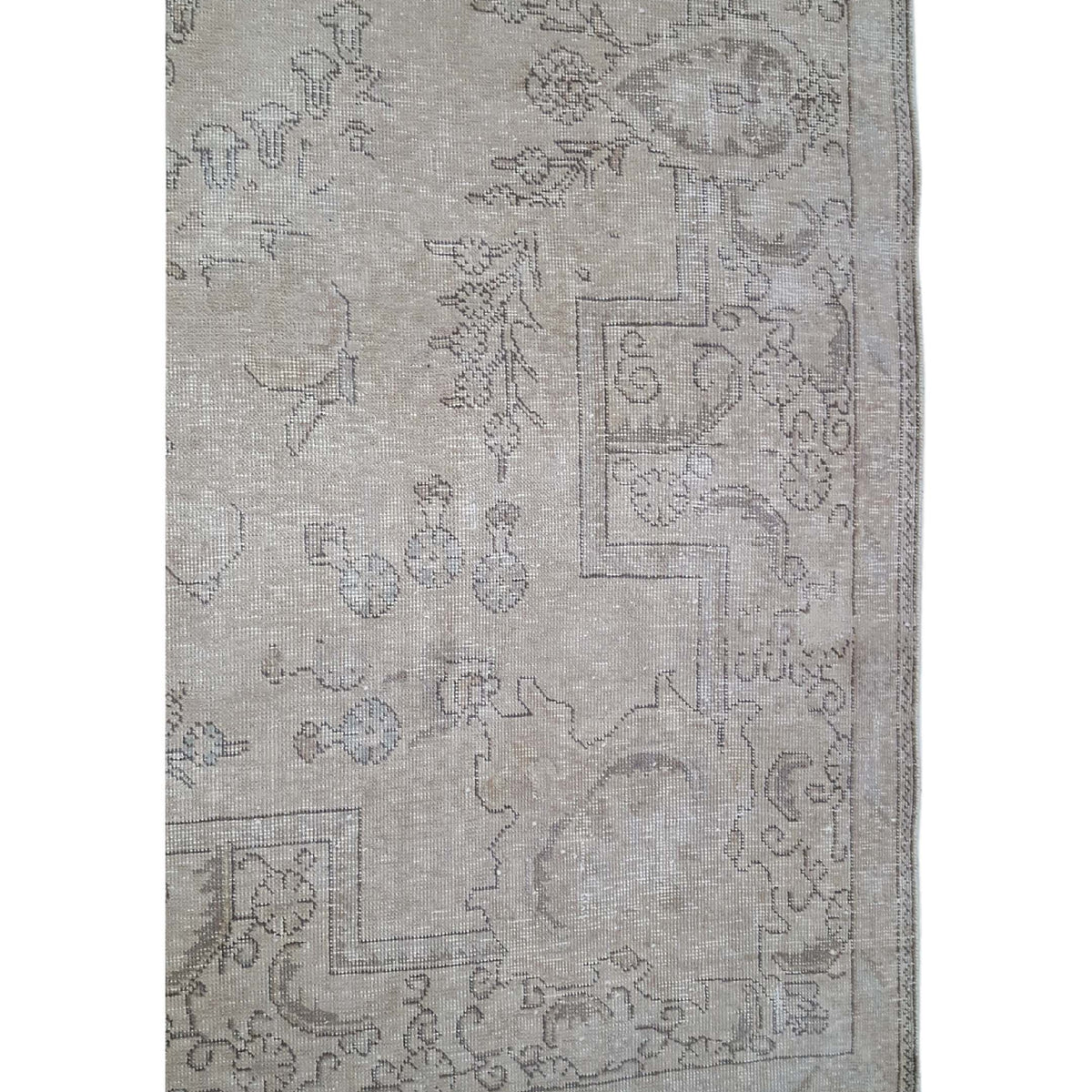 Pacific Vintage 41020 Ivory Ivory Vintage Hand Knotted Rug