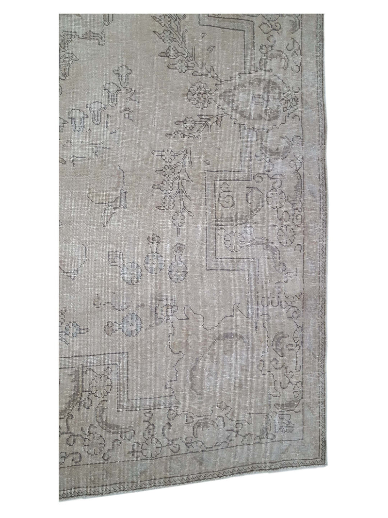 Pacific Vintage 41020 Ivory Ivory Vintage Hand Knotted Rug