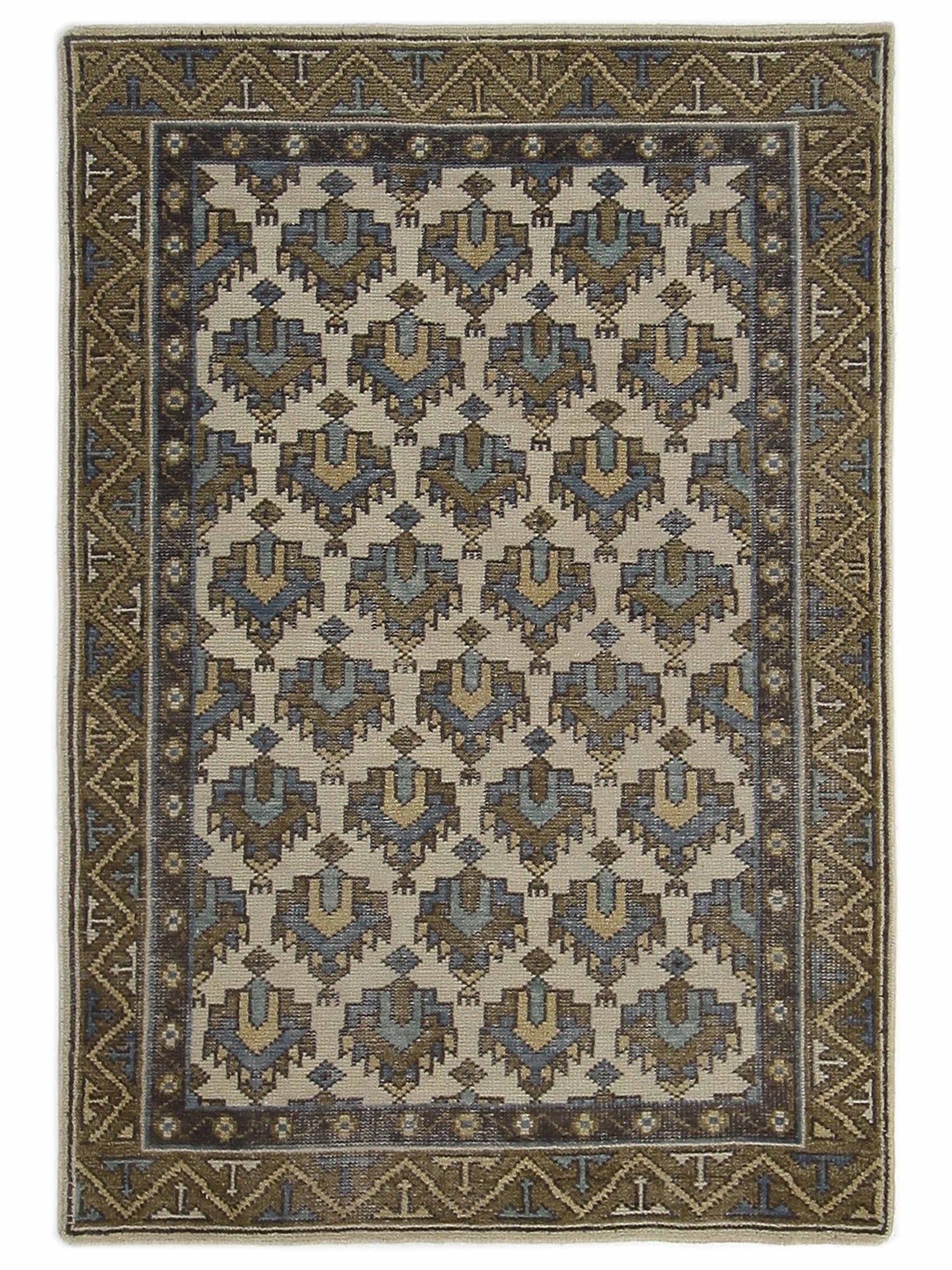 Pacific Caucasian  Ivory Multi Traditional