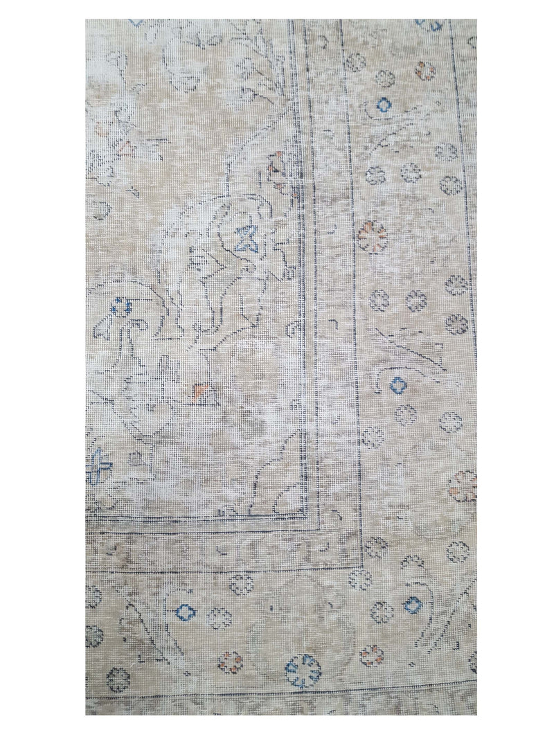 Pacific Vintage 41638 Ivory Ivory Vintage Hand Knotted Rug