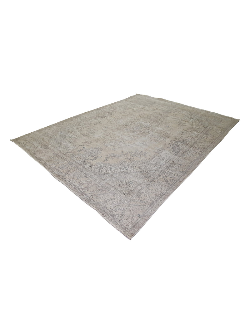 Pacific Vintage 41644 Ivory Ivory Vintage Hand Knotted Rug