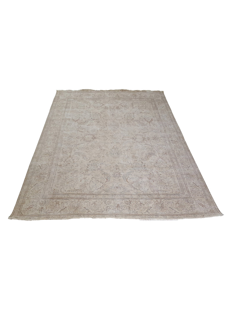 Pacific Vintage 41646 Ivory Ivory Vintage Hand Knotted Rug